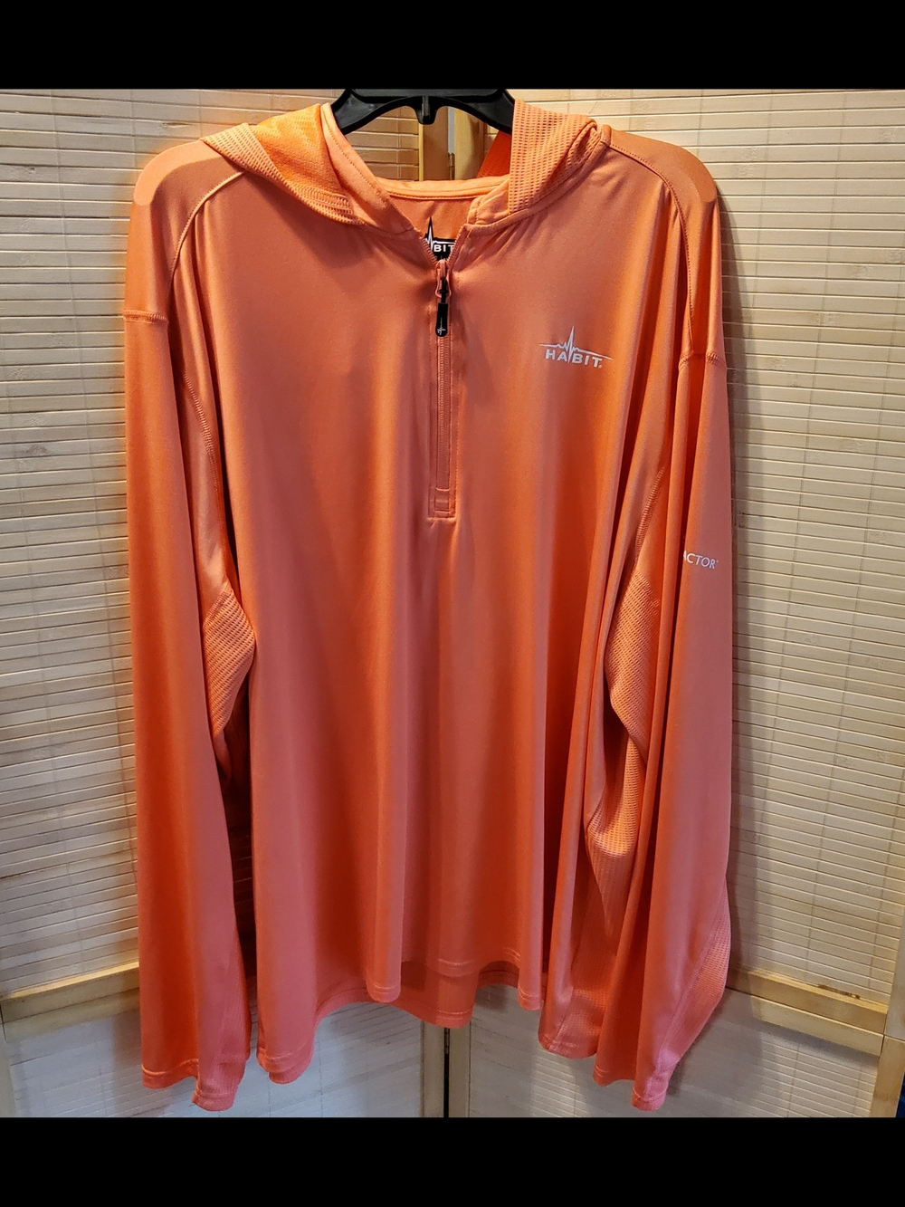 Habit Men's Coral Outdoor Performance Half-Zip Hooded Shirt